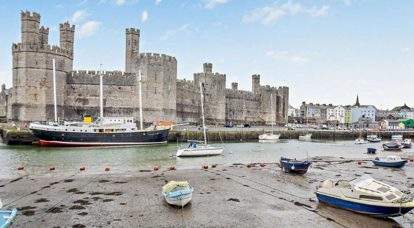 Photo of in Caernarfon (93802)