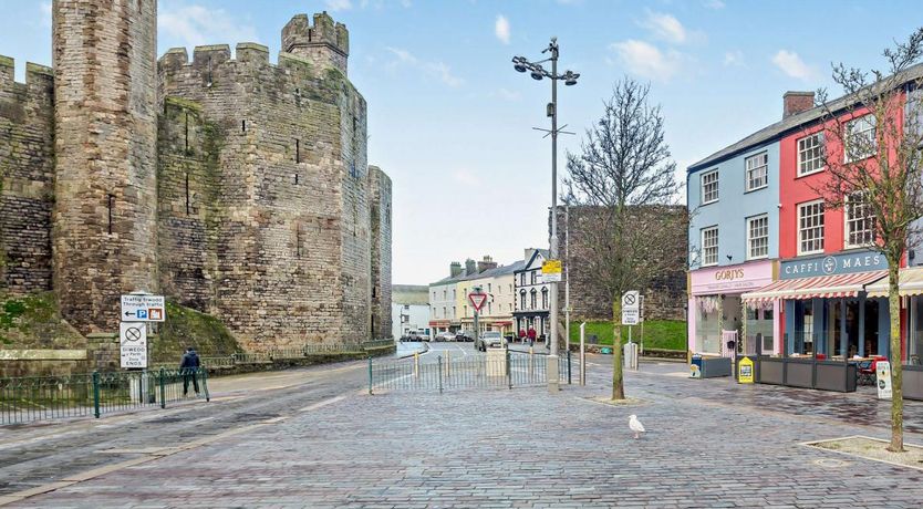 Photo of 1 Bed in Caernarfon