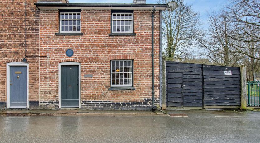 Photo of 2 Bed in Llanidloes