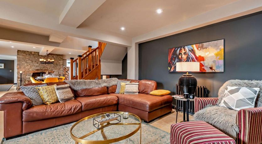 Photo of 3 Bed in St. Florence