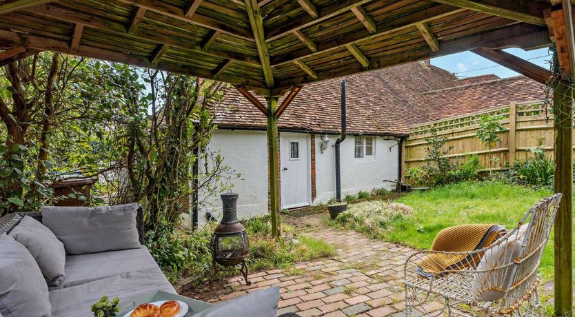 Photo of 2 Bed in Pett