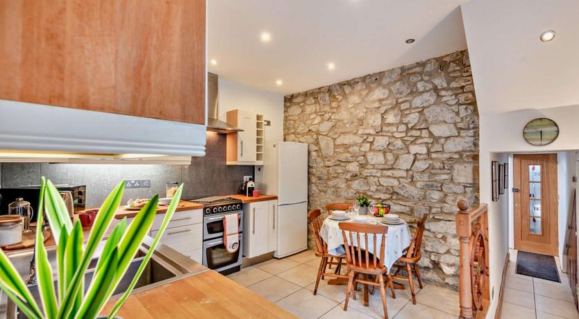 Photo of 2 Bed in New Quay