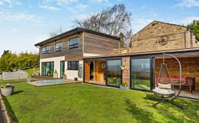 Photo of in Haworth  (94182)
