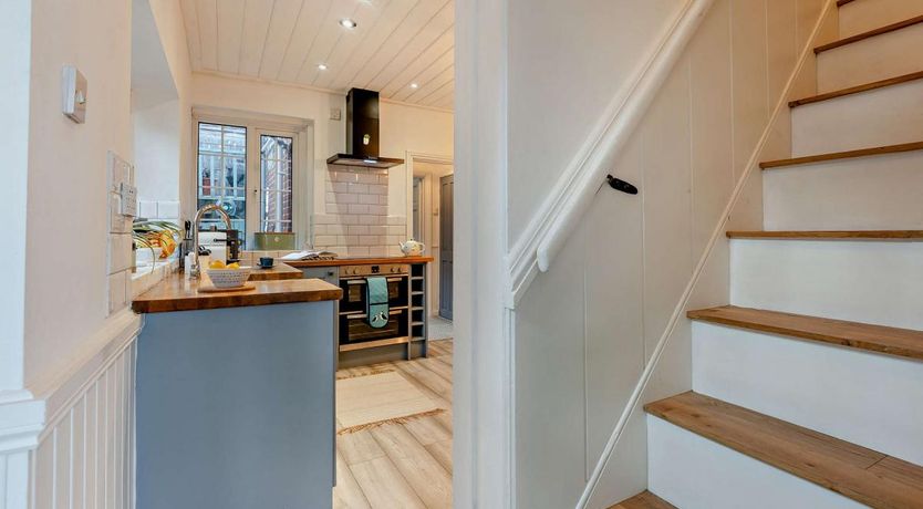 Photo of 2 Bed in Ventnor