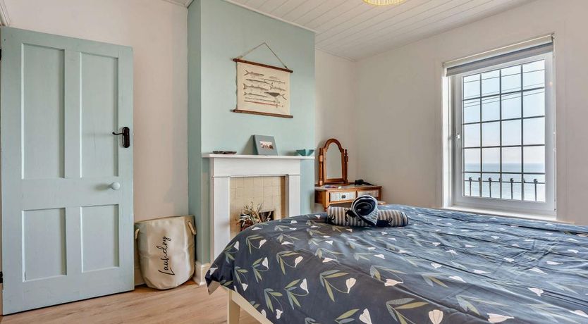 Photo of 2 Bed in Ventnor