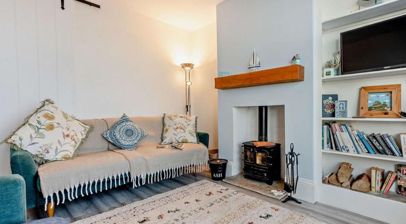 Photo of 2 Bed in Ventnor