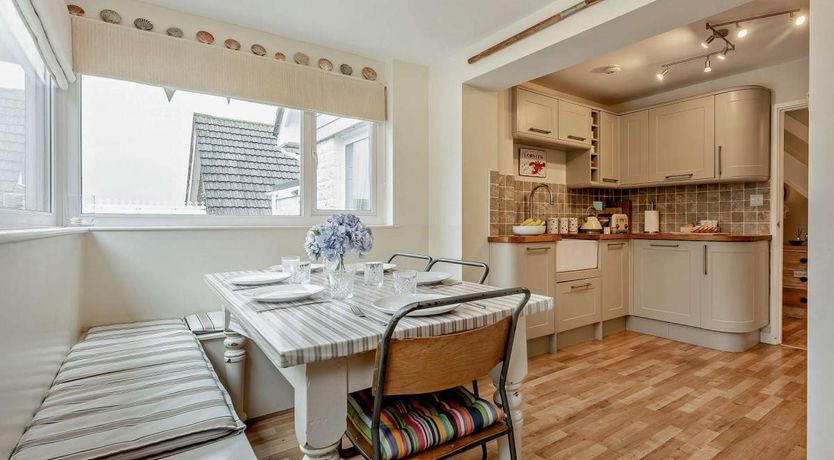 Photo of 3 Bed in Seaview