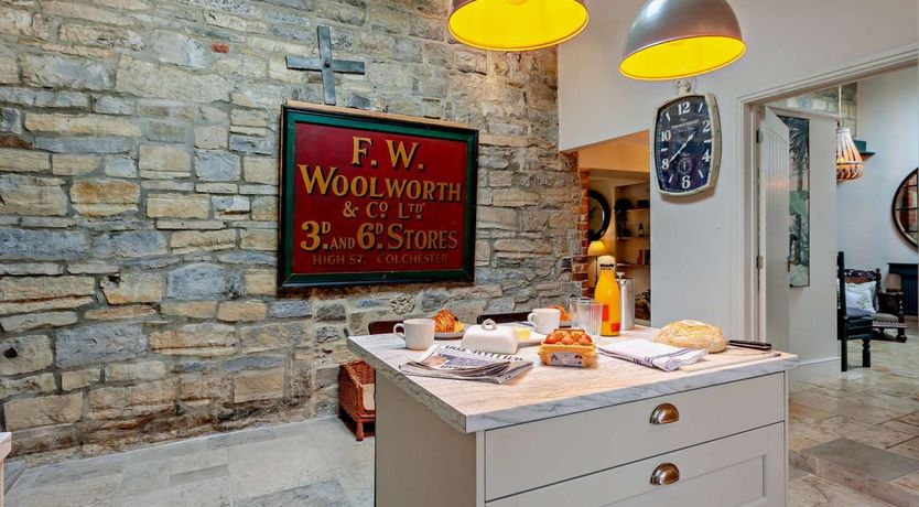 Photo of 3 Bed in Curry Rivel