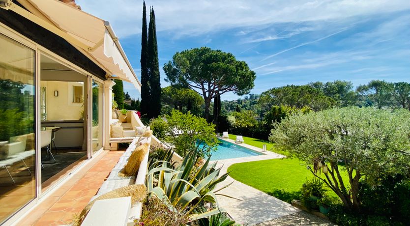 Photo of Orange & Cream