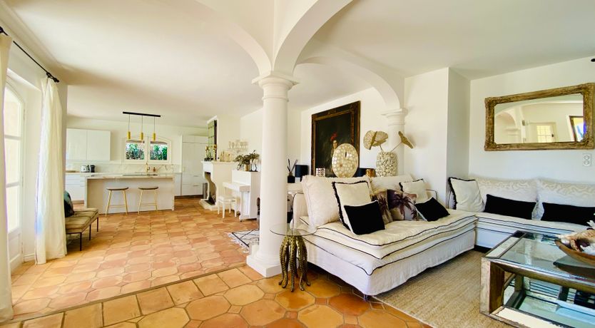 Photo of Orange & Cream