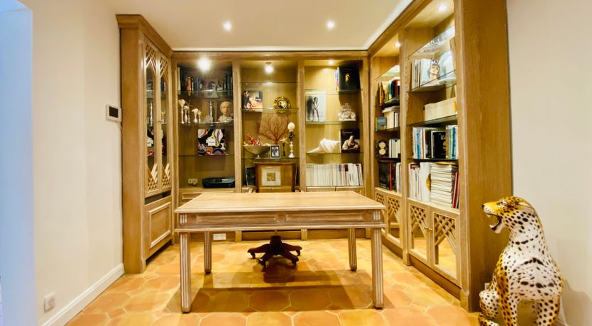 Photo of Orange & Cream