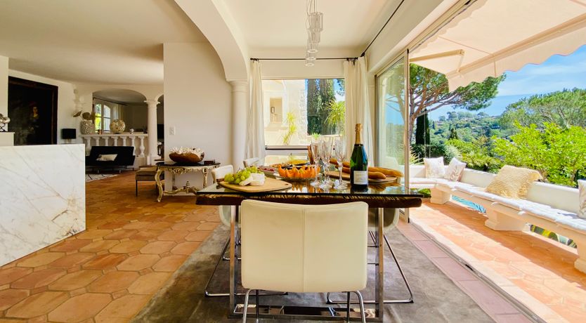 Photo of Orange & Cream