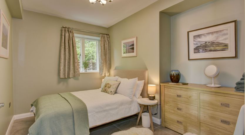 Photo of Owlscombe, Porlock Weir