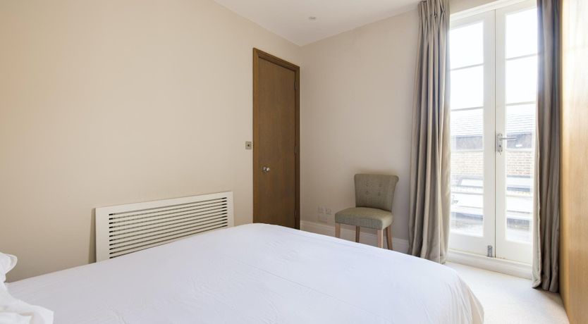 Photo of Sunny in Chelsea