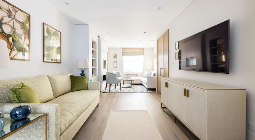 Photo of Sunny in Chelsea