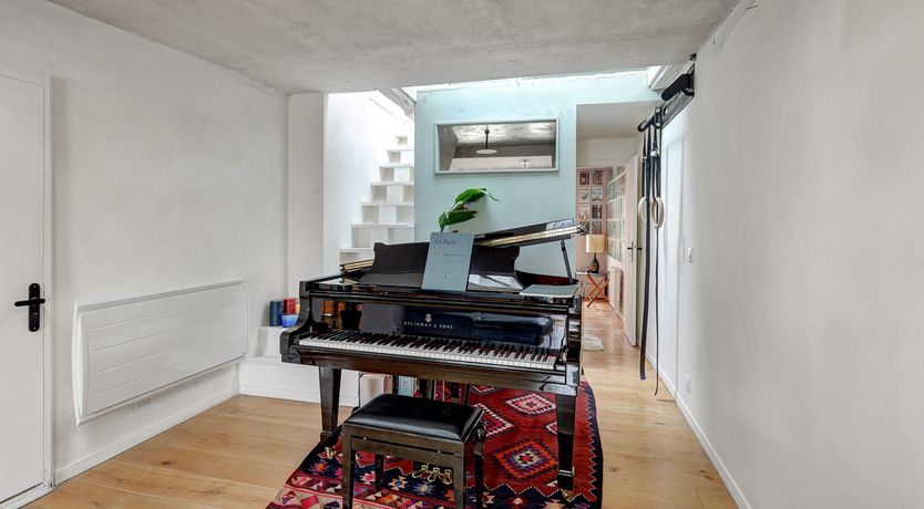 Photo of Audiophiles Only