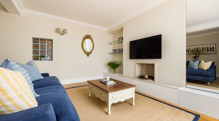 Photo of Earl's Retreat