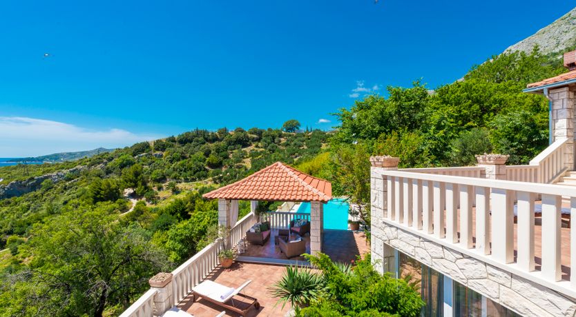 Photo of The Oyster Pearl