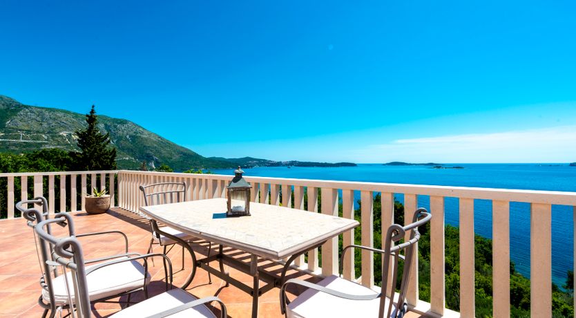 Photo of The Oyster Pearl