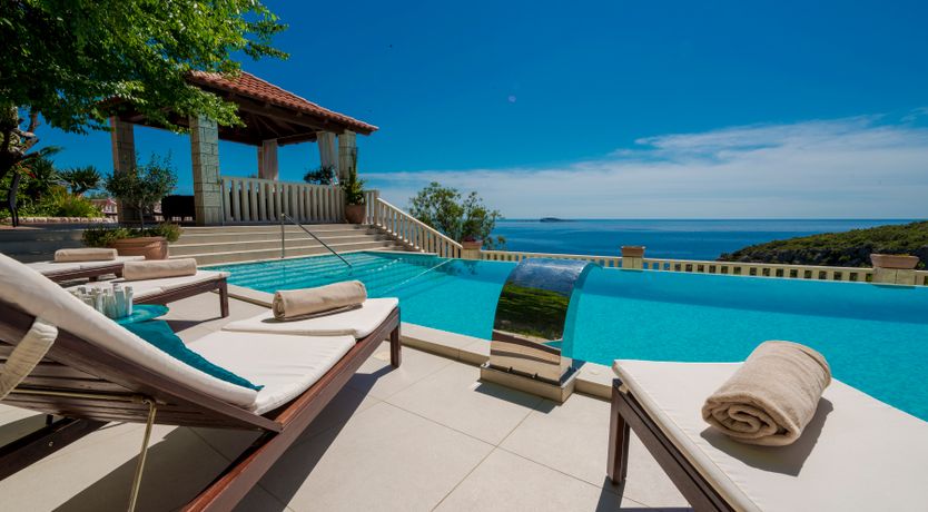 Photo of The Oyster Pearl