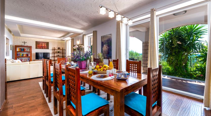 Photo of The Oyster Pearl