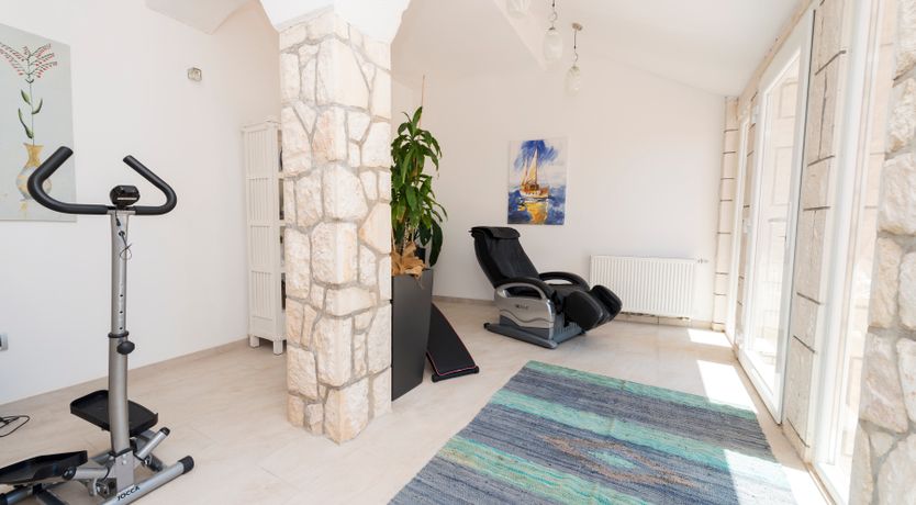 Photo of The Oyster Pearl