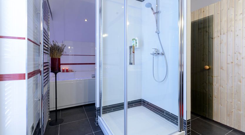 Photo of The Oyster Pearl