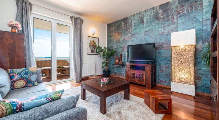 Photo of The Oyster Pearl