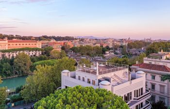 Vintage Rome Holiday Home