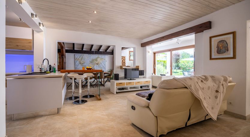 Photo of The Aquamarine Dolphin