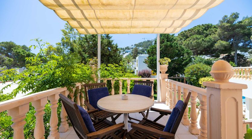 Photo of The Aquamarine Dolphin