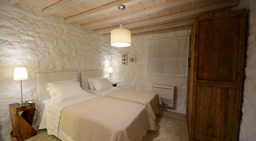 Photo of The Grecian Vibe