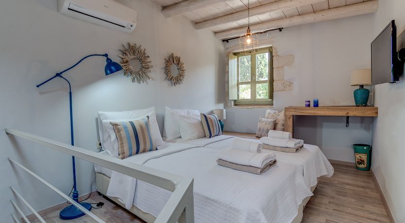 Photo of Sunset Muse