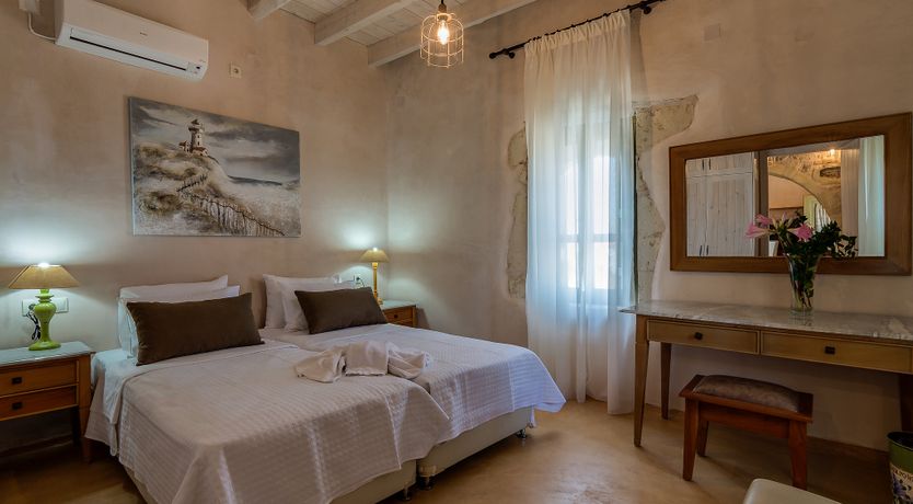 Photo of Sunset Muse