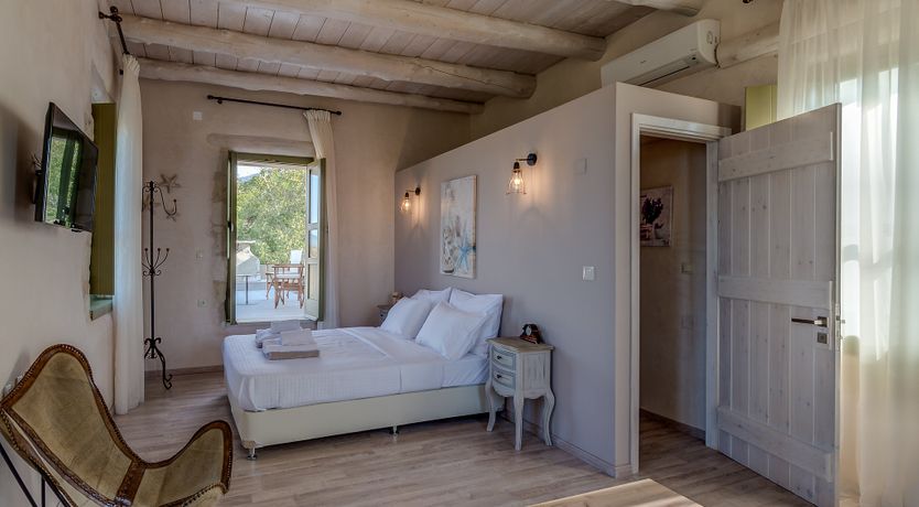 Photo of Sunset Muse