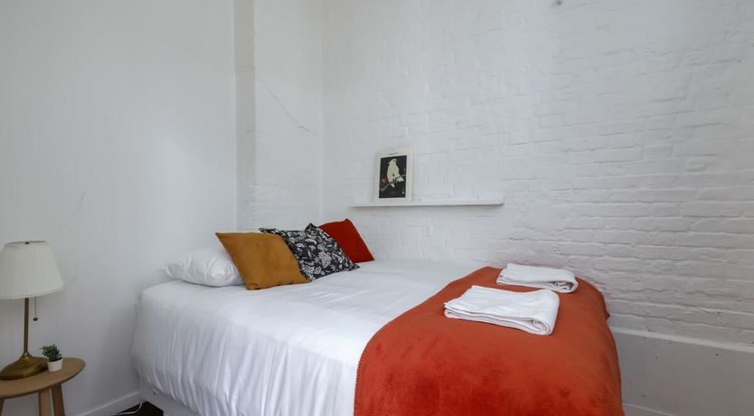 Photo of Parisienne Splendour