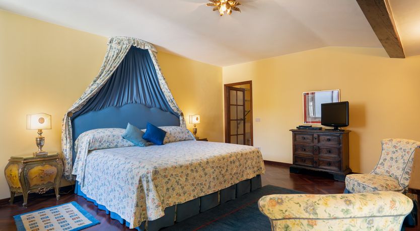 Photo of The Rose of Florence