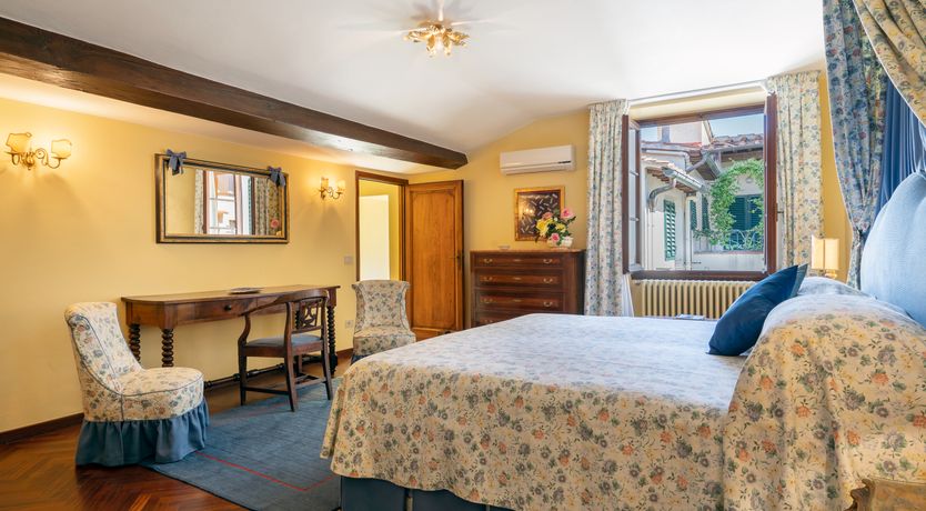 Photo of The Rose of Florence