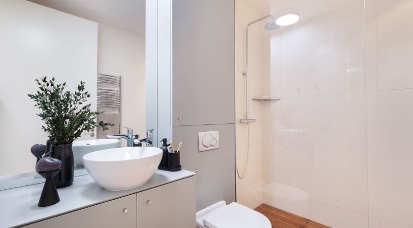 Photo of Jasmine & Ivy