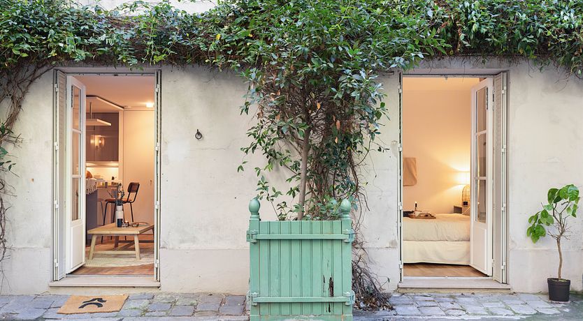 Photo of Jasmine & Ivy