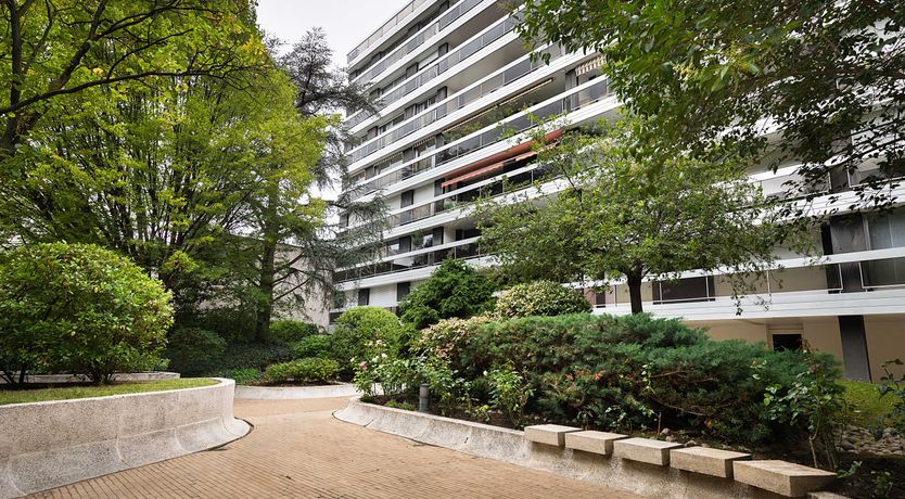 Photo of The Grand Light