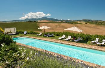 Tuscan Dreamland Holiday Home