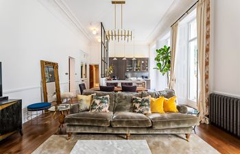 Notting Hill Chic Holiday Home