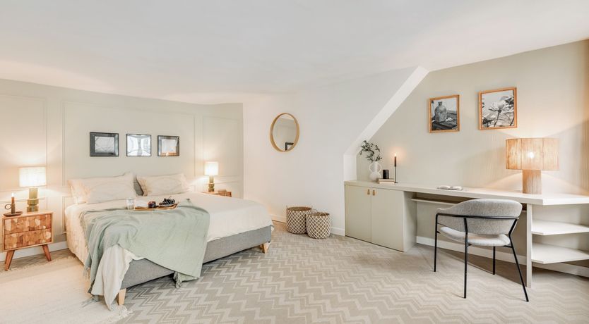 Photo of The Parisian Heart