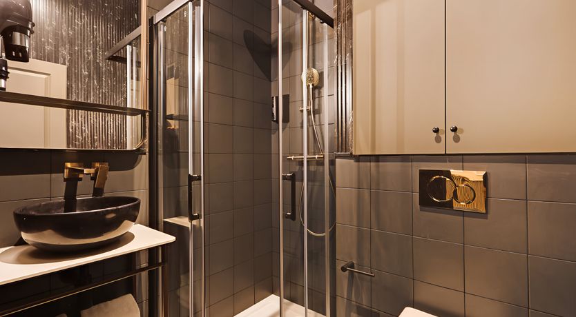 Photo of The Paris Poet