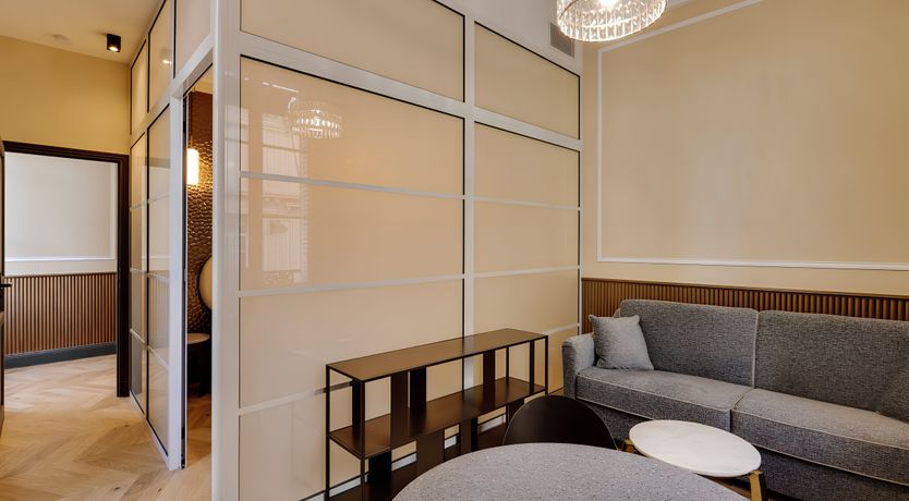 Photo of The Paris Poet