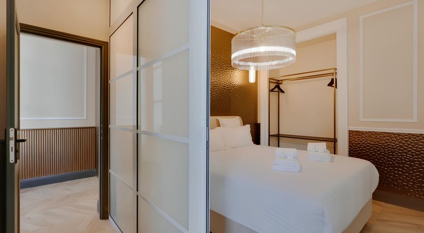 Photo of The Paris Poet