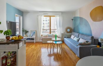 In the Heart of Montrouge Holiday Home