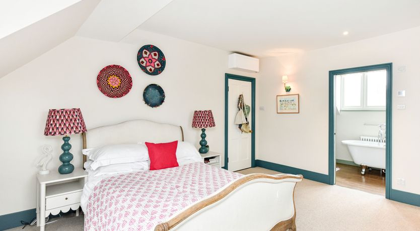 Photo of Victorian Treasure