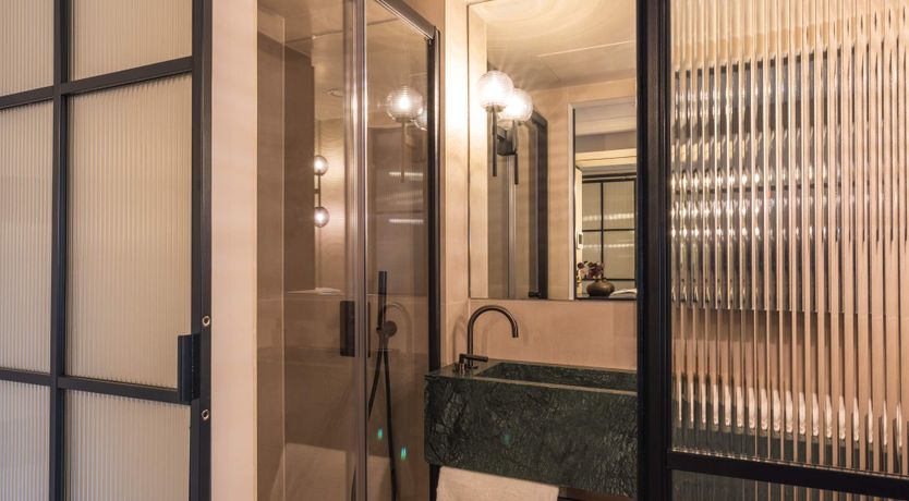 Photo of Elegance in London